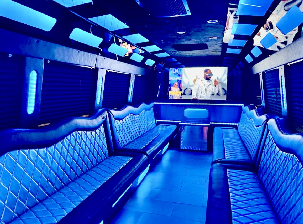 Party Bus Interior — The Luxe — 30 Passengers
